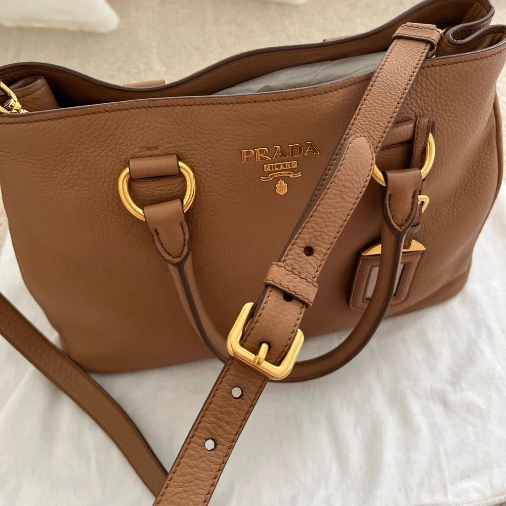 Prada Vitello Daino tote bag in camel - great pre-owned condition - Picture 12 of 16